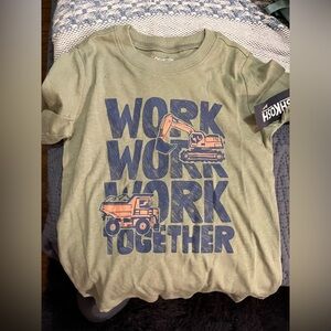 osh kosh 2T construction theme tshirt